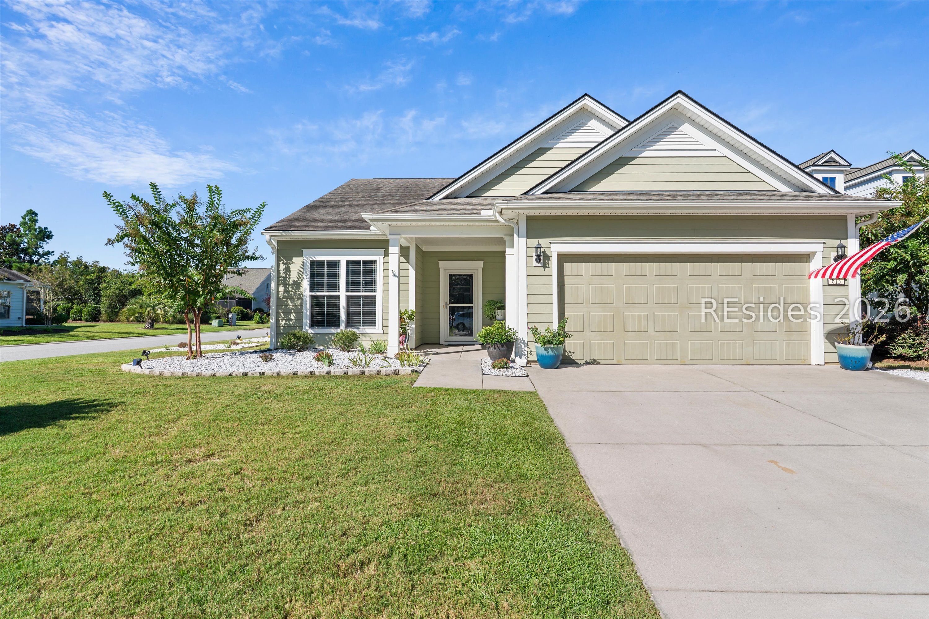613 village green Lane