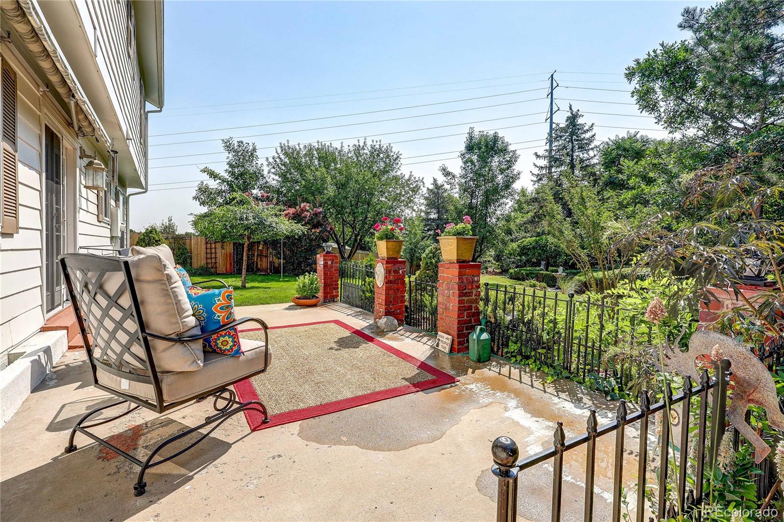 5468 E Briarwood Circle
