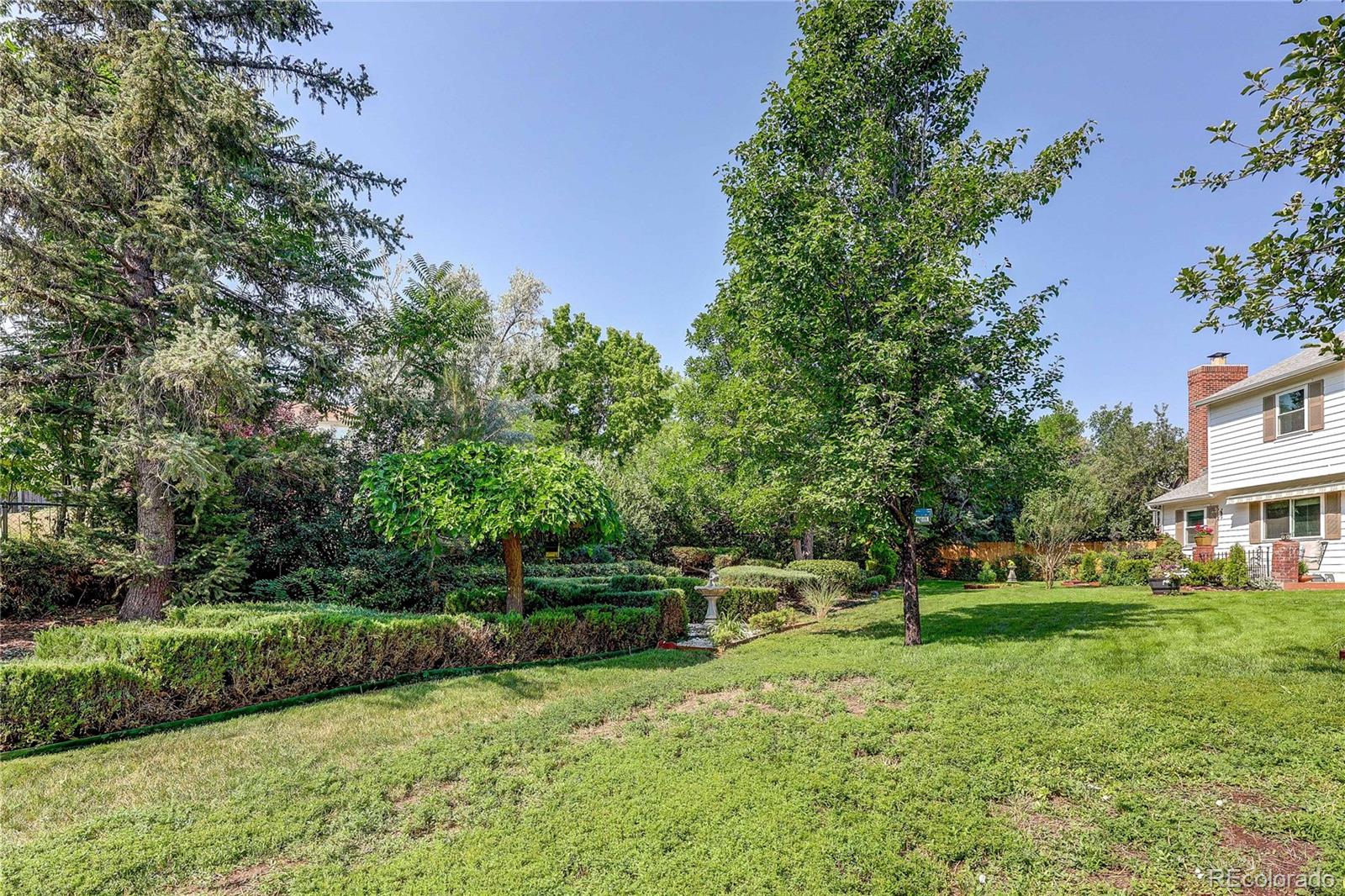 5468 E Briarwood Circle