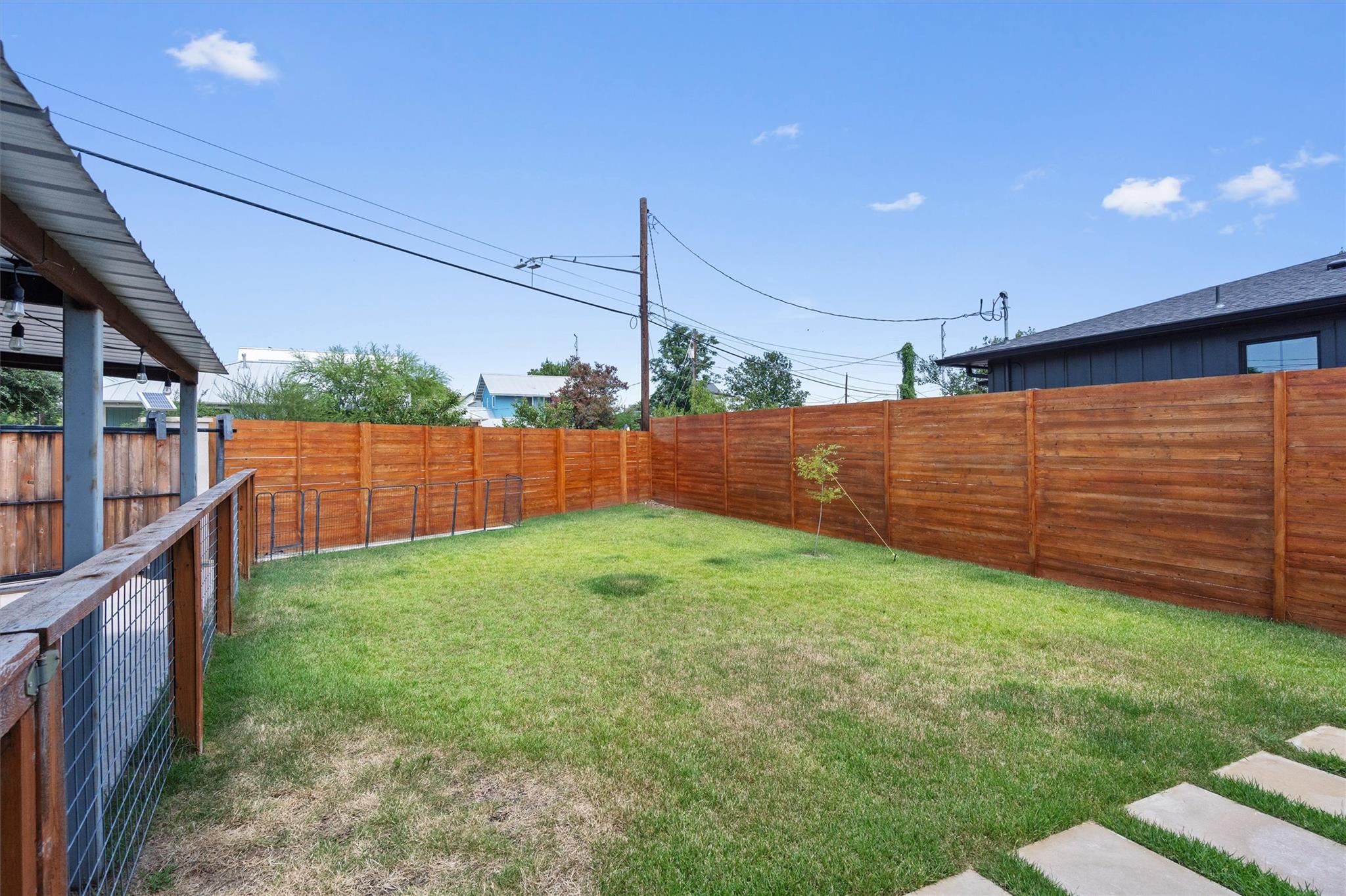1147 Webberville RD