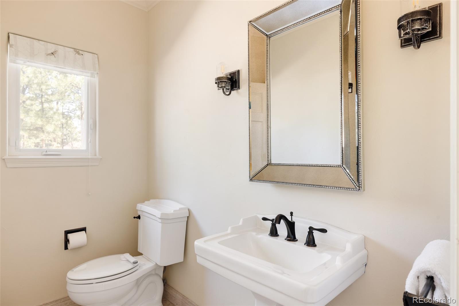 5184 Pinyon Jay Road