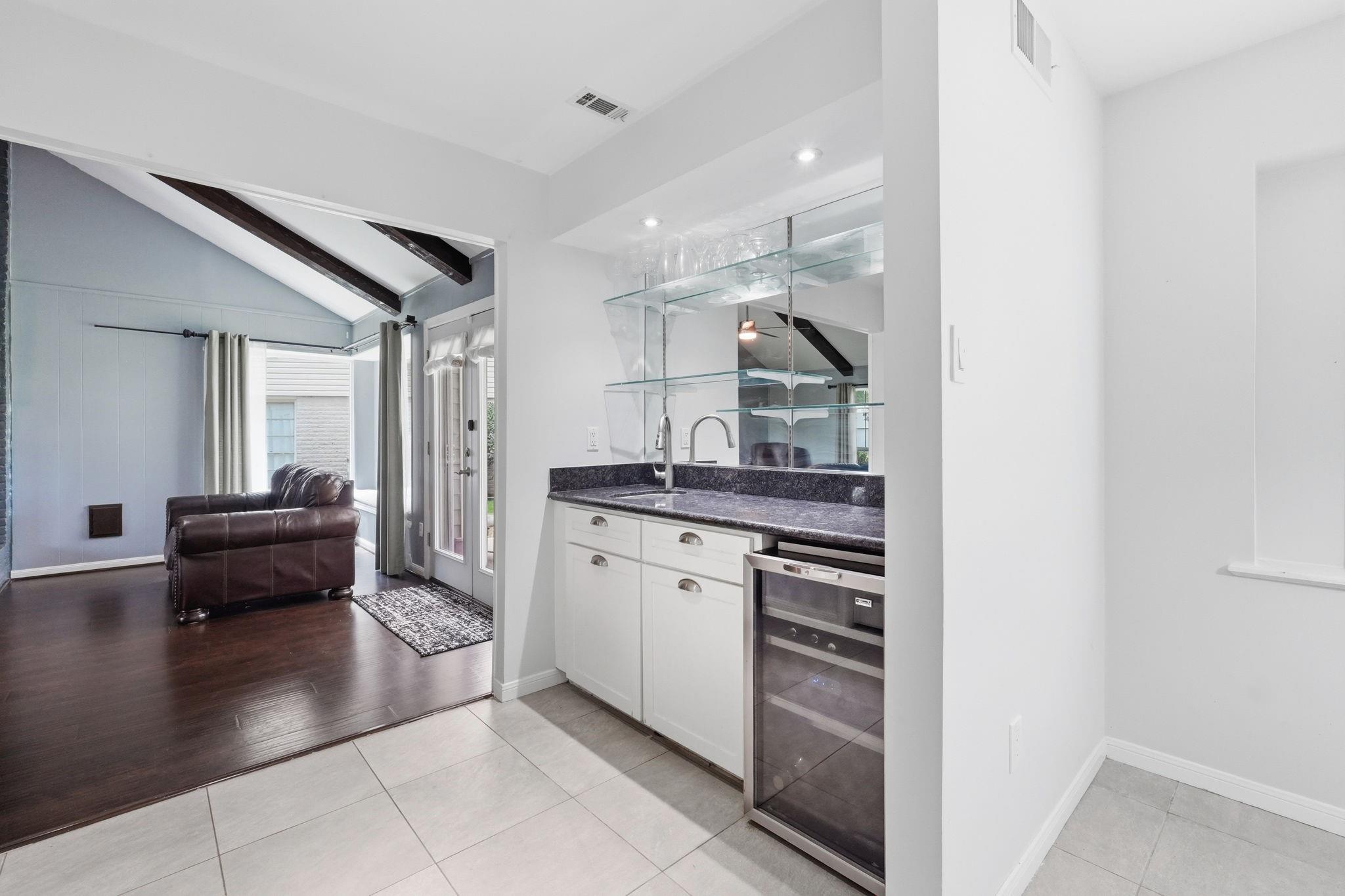 3122 La Quinta Drive