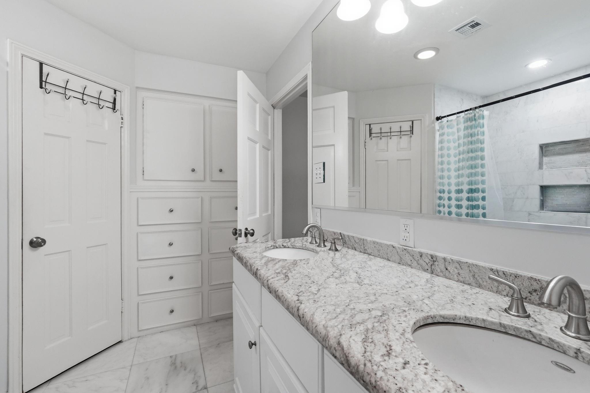 3122 La Quinta Drive