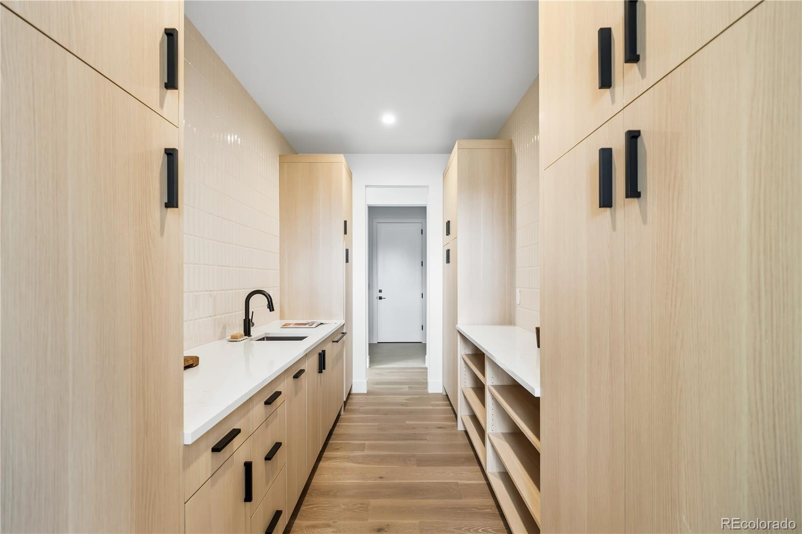 3100 Braun Court