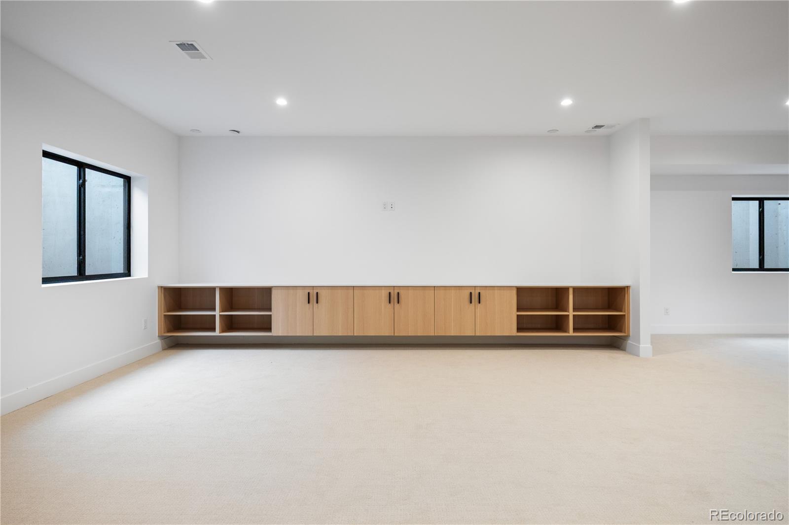 3100 Braun Court