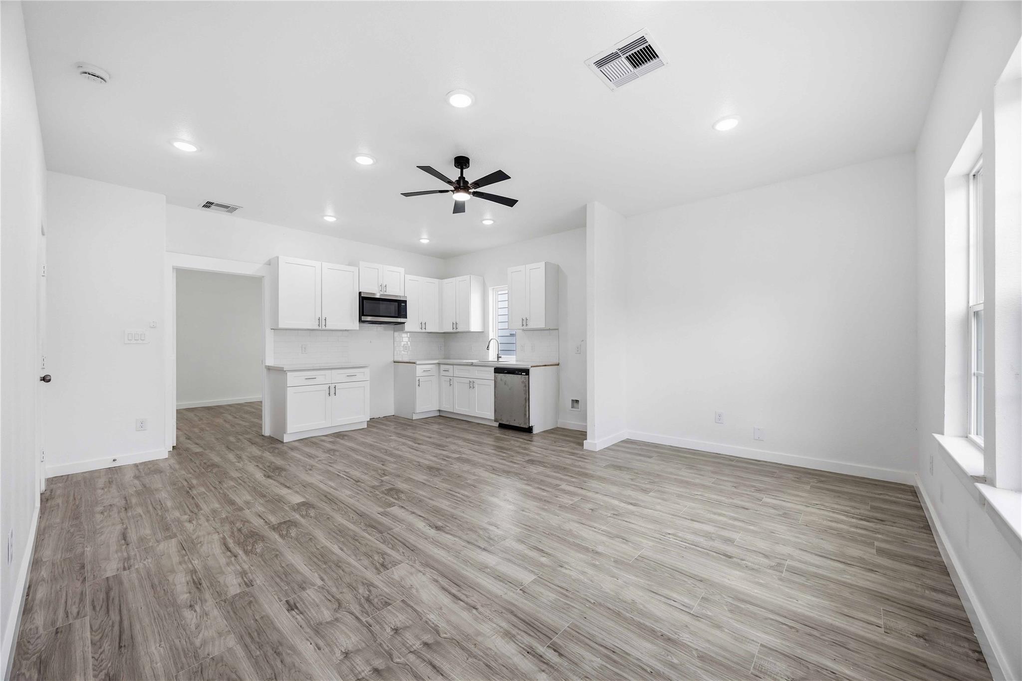 7502 Laura Koppe Road Unit: A/B