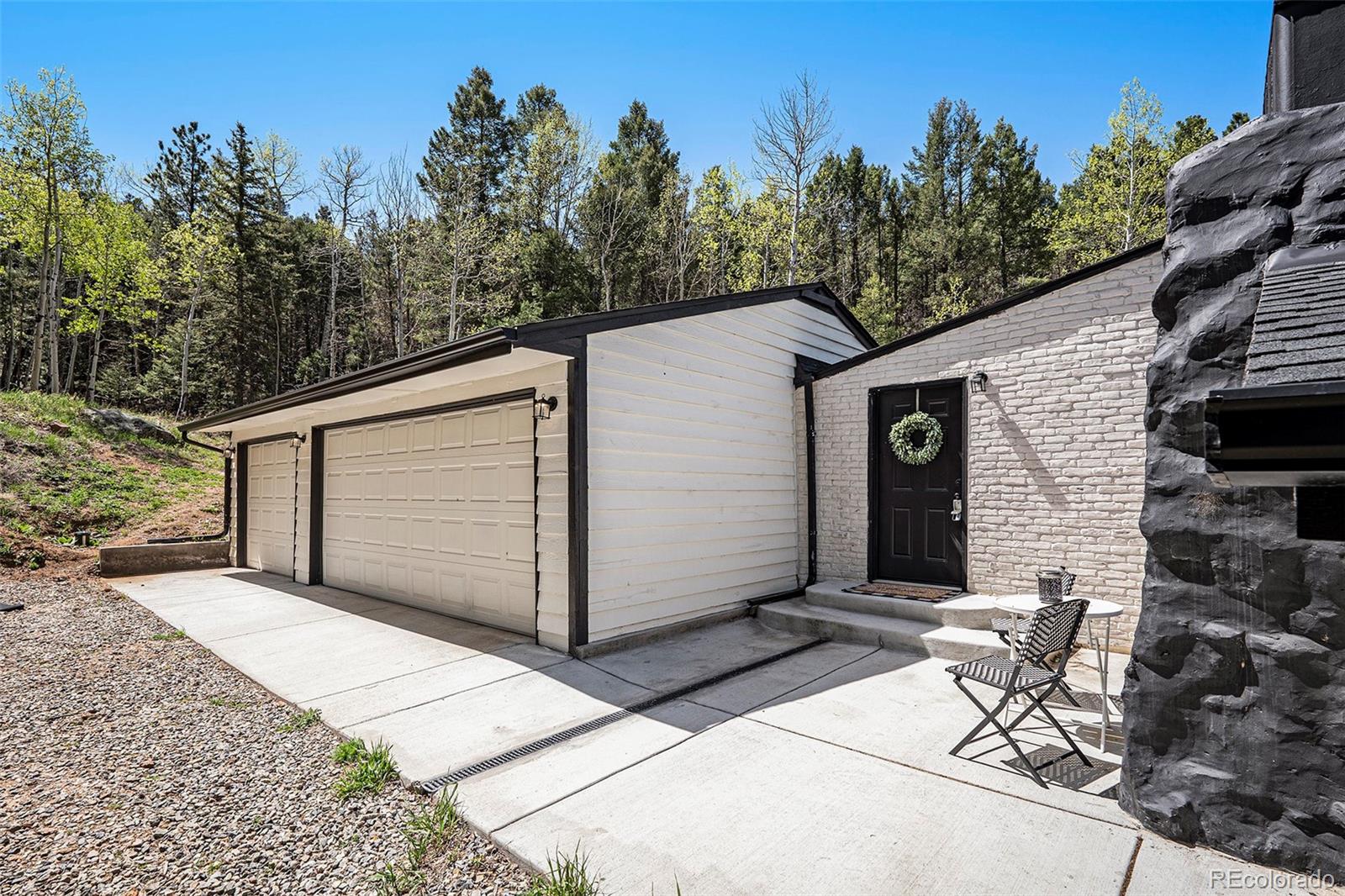 14077 Wamblee Trail