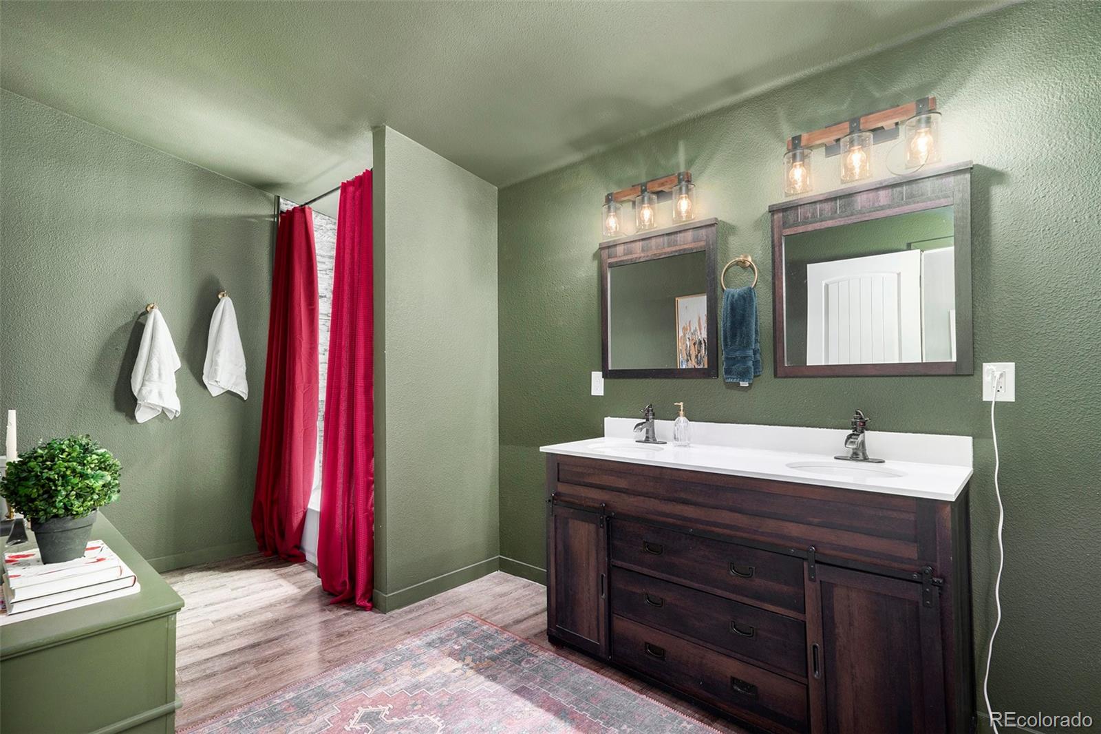 14077 Wamblee Trail