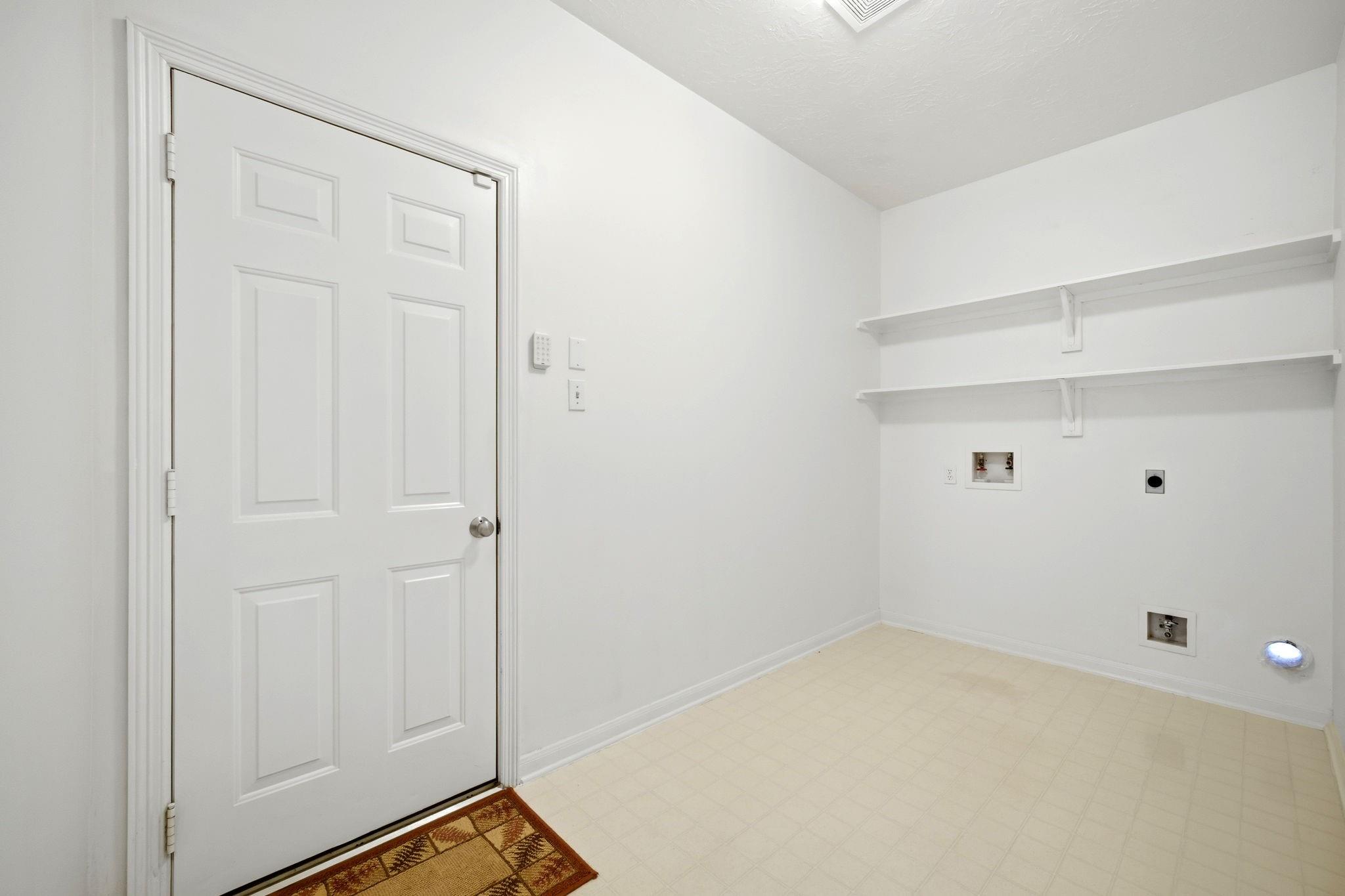 6511 Ivory Ash Court