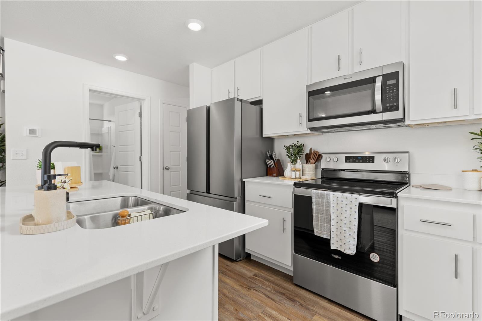 18260 E 51st Place
