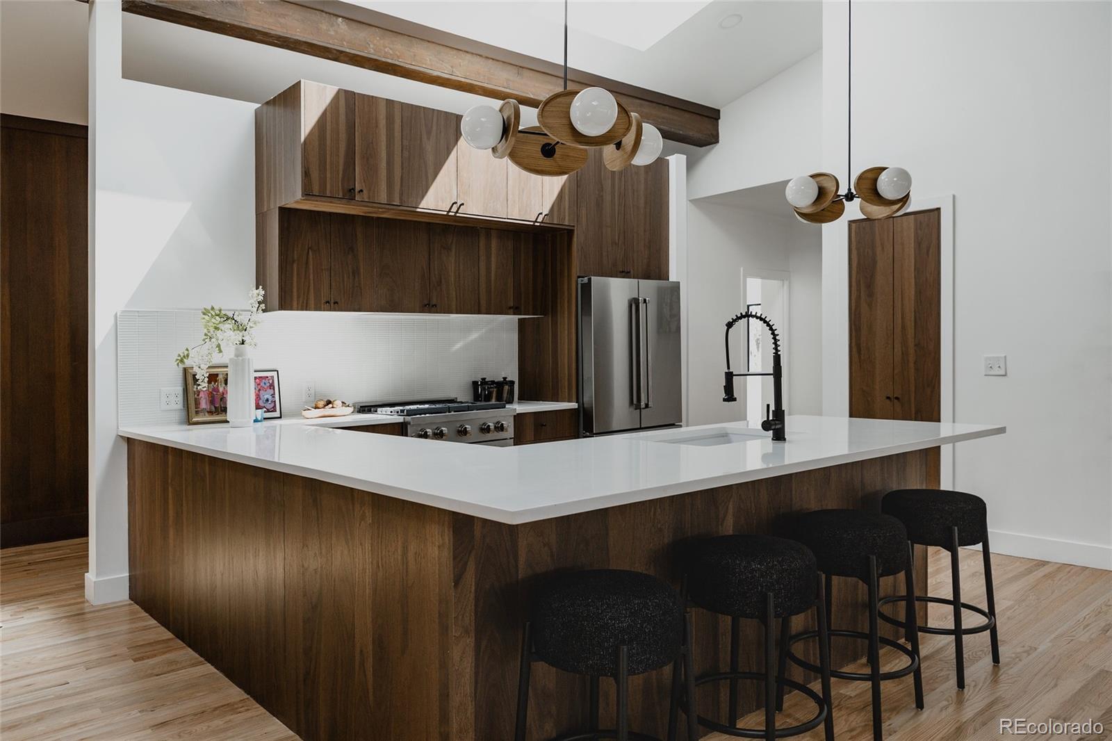 2415 Urban Street