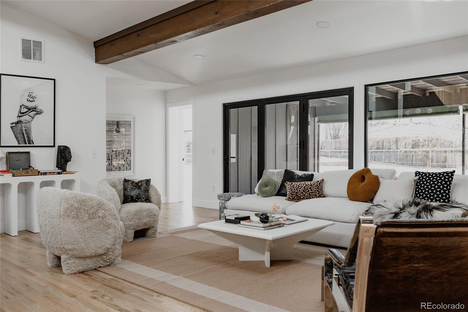 2415 Urban Street