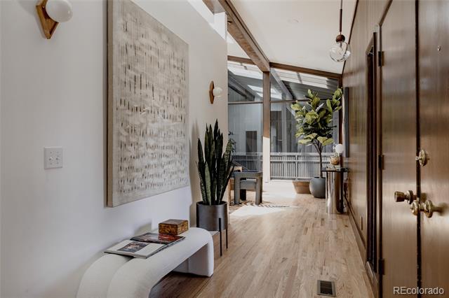 2415 Urban Street