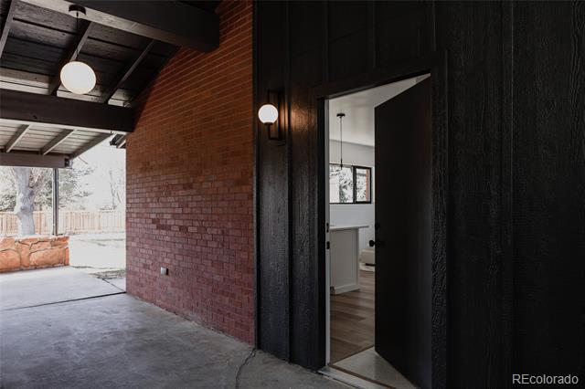 2415 Urban Street