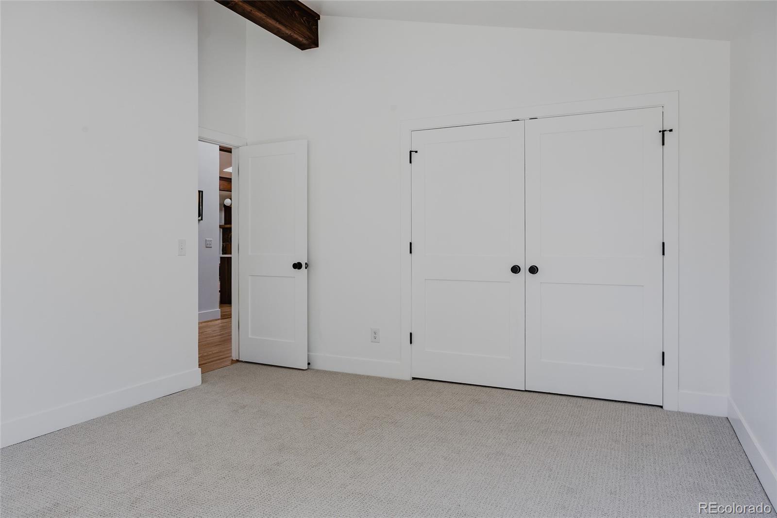 2415 Urban Street