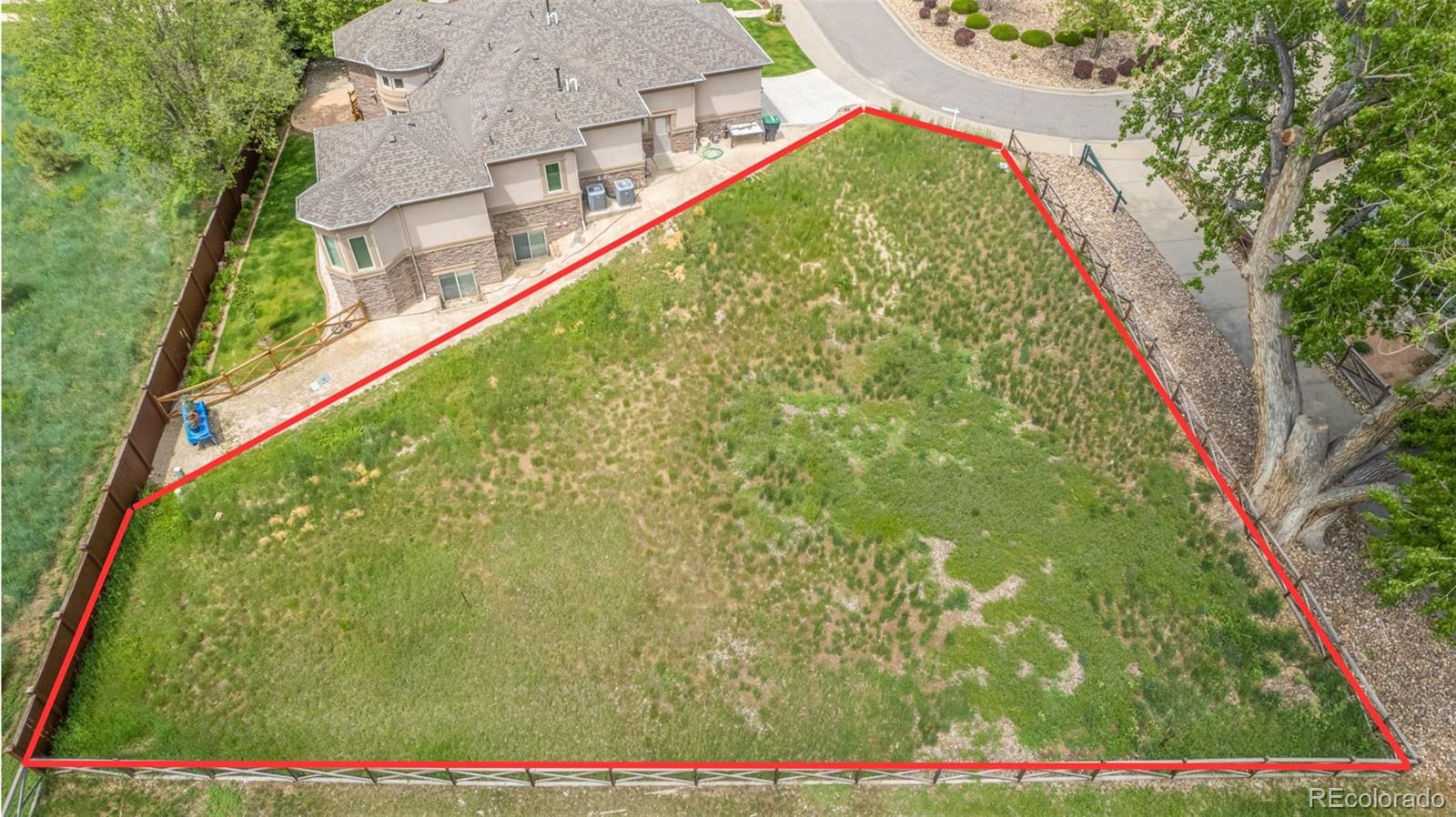1711 Wildlife Place