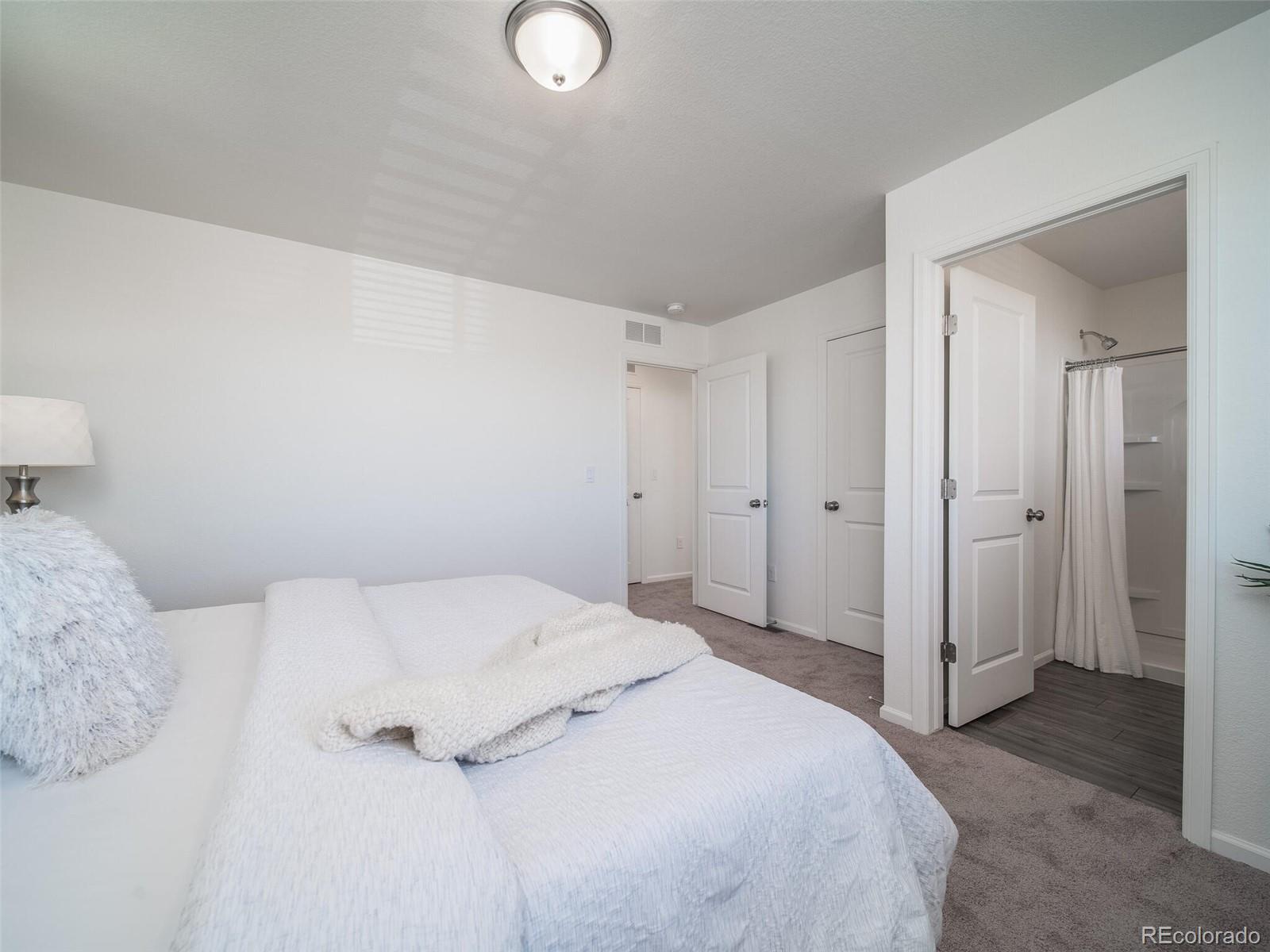 46525 Avery Lane
