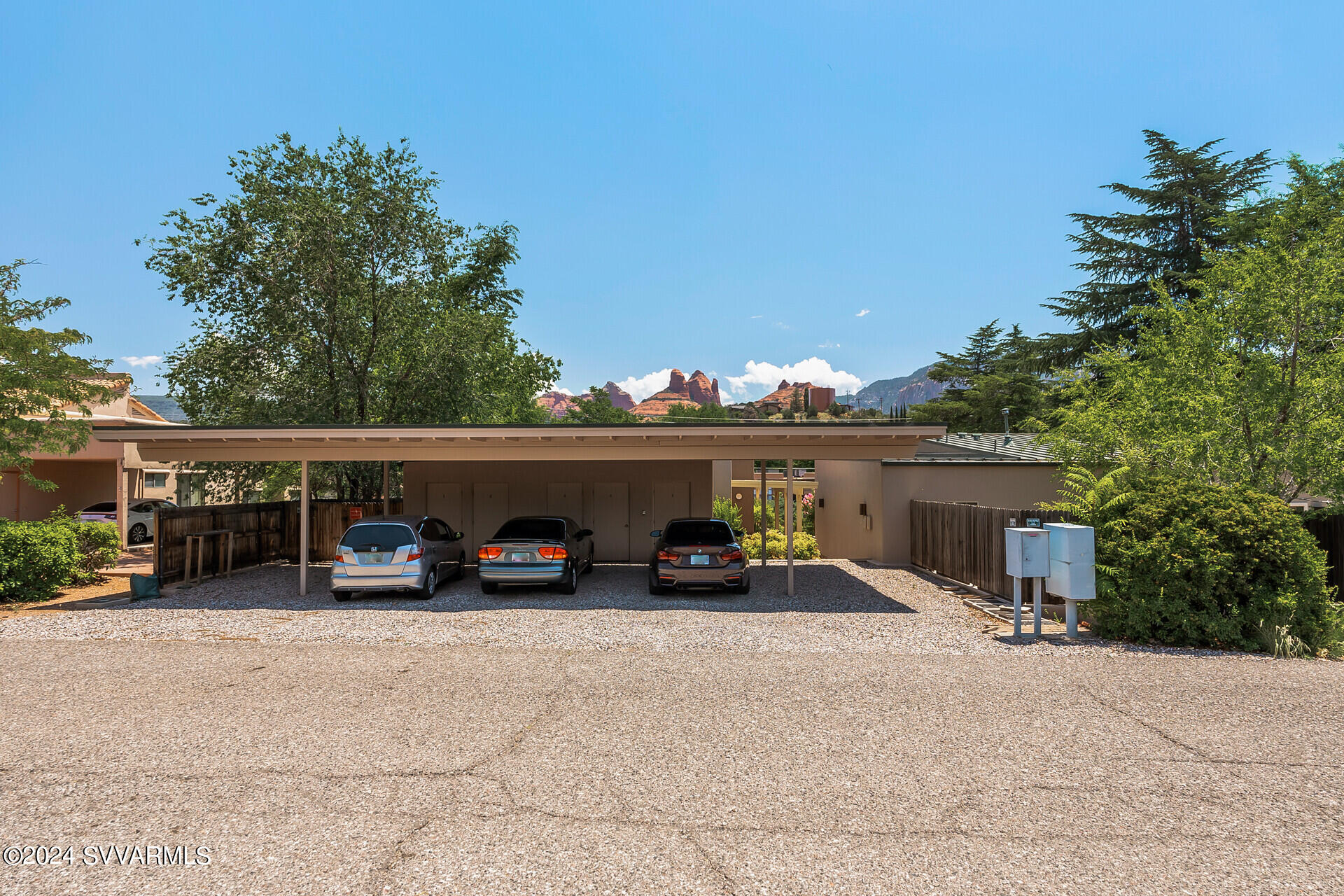 559 Jordan Road, 2