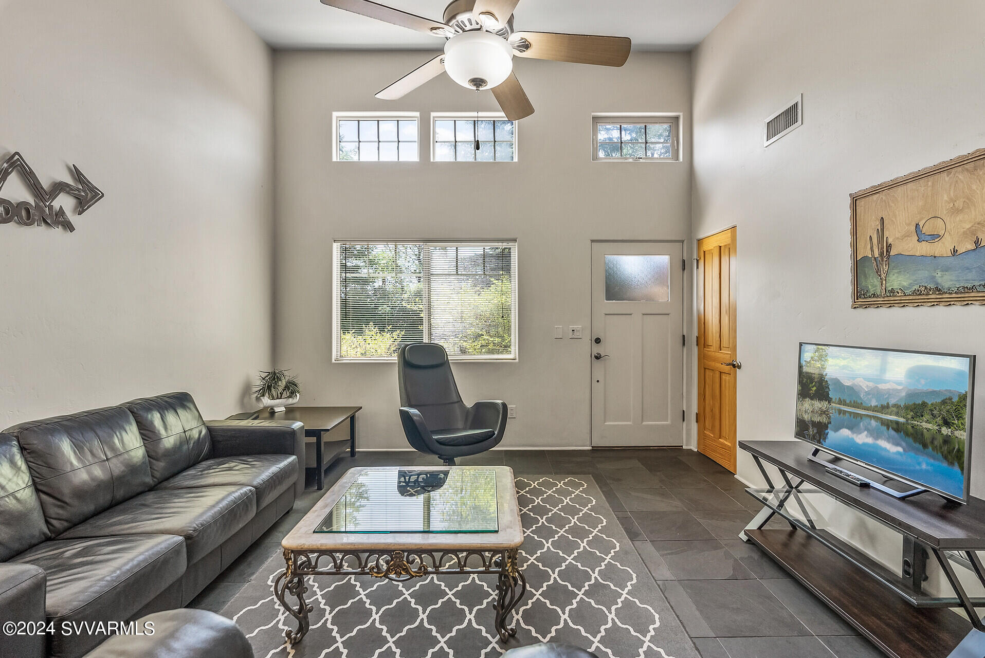 559 Jordan Road, 2