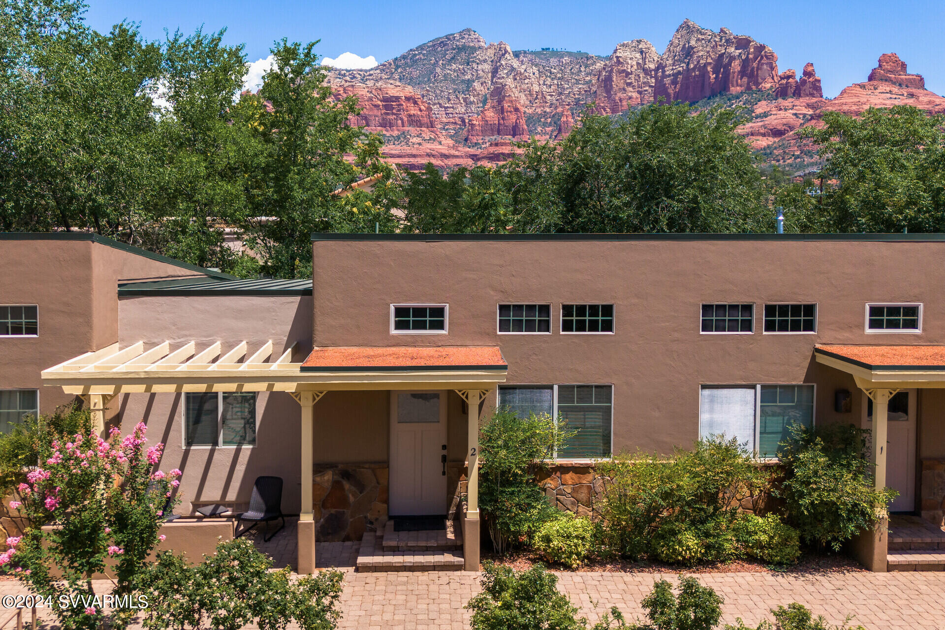 559 Jordan Road, 2