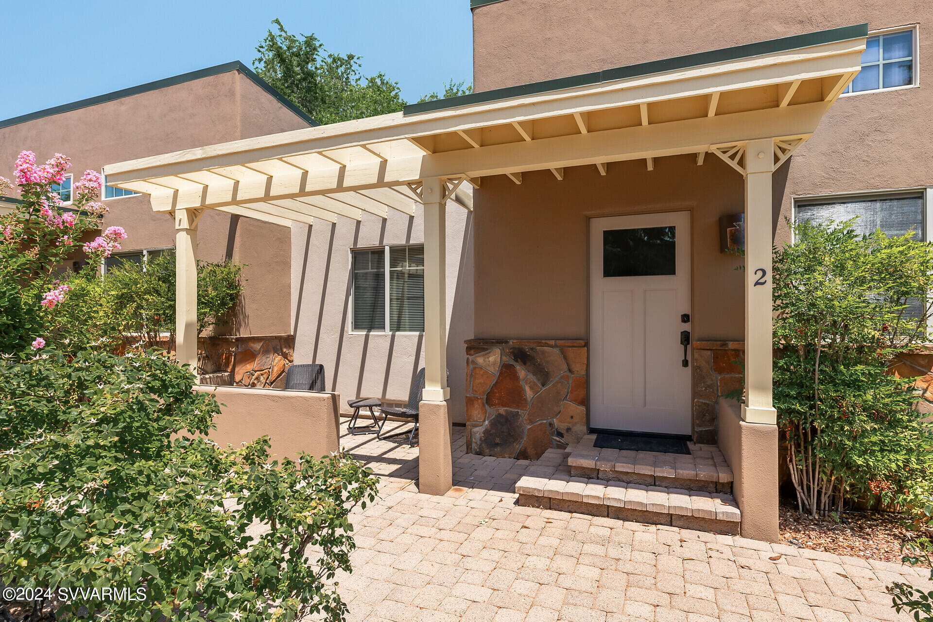 559 Jordan Road, 2