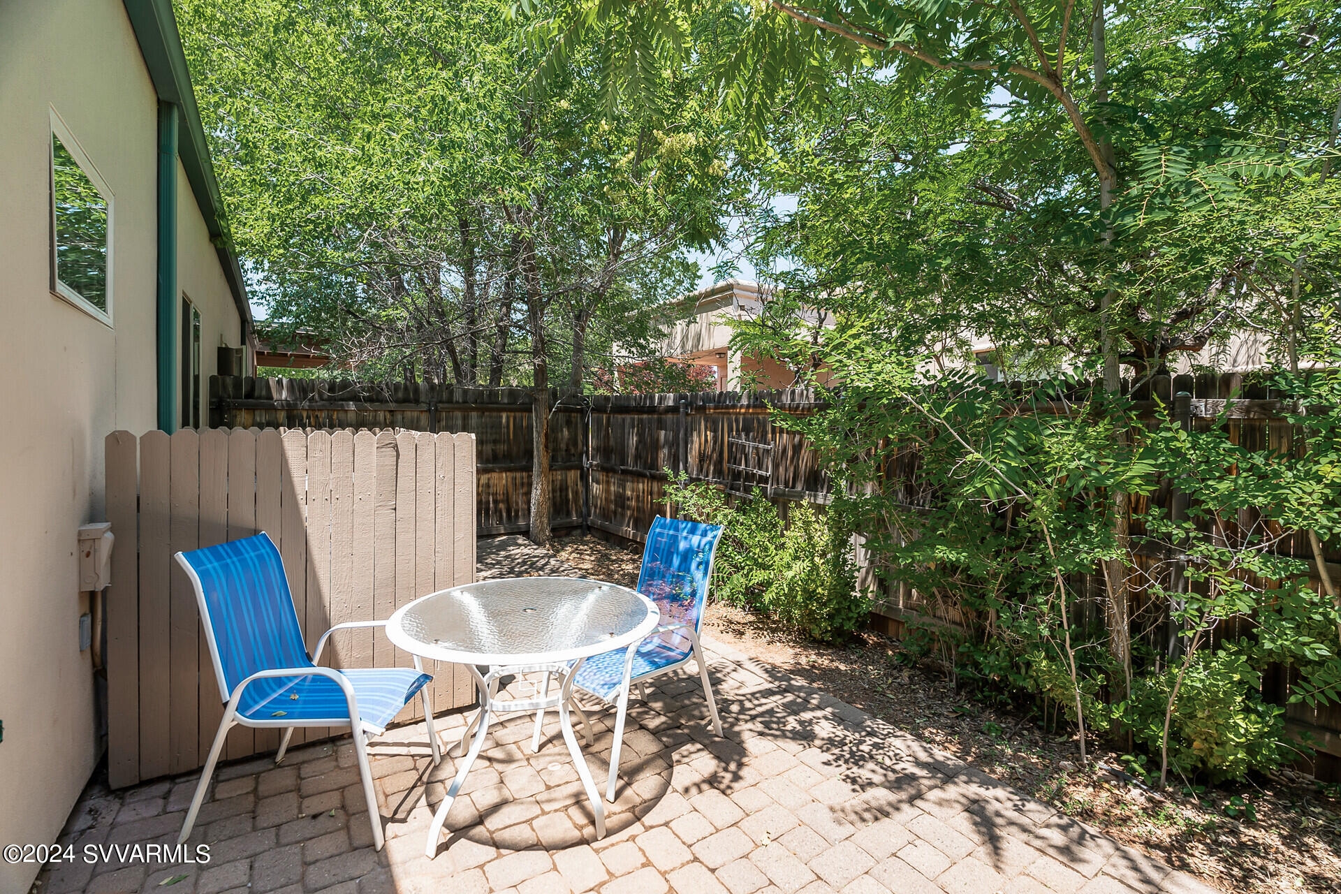 559 Jordan Road, 2