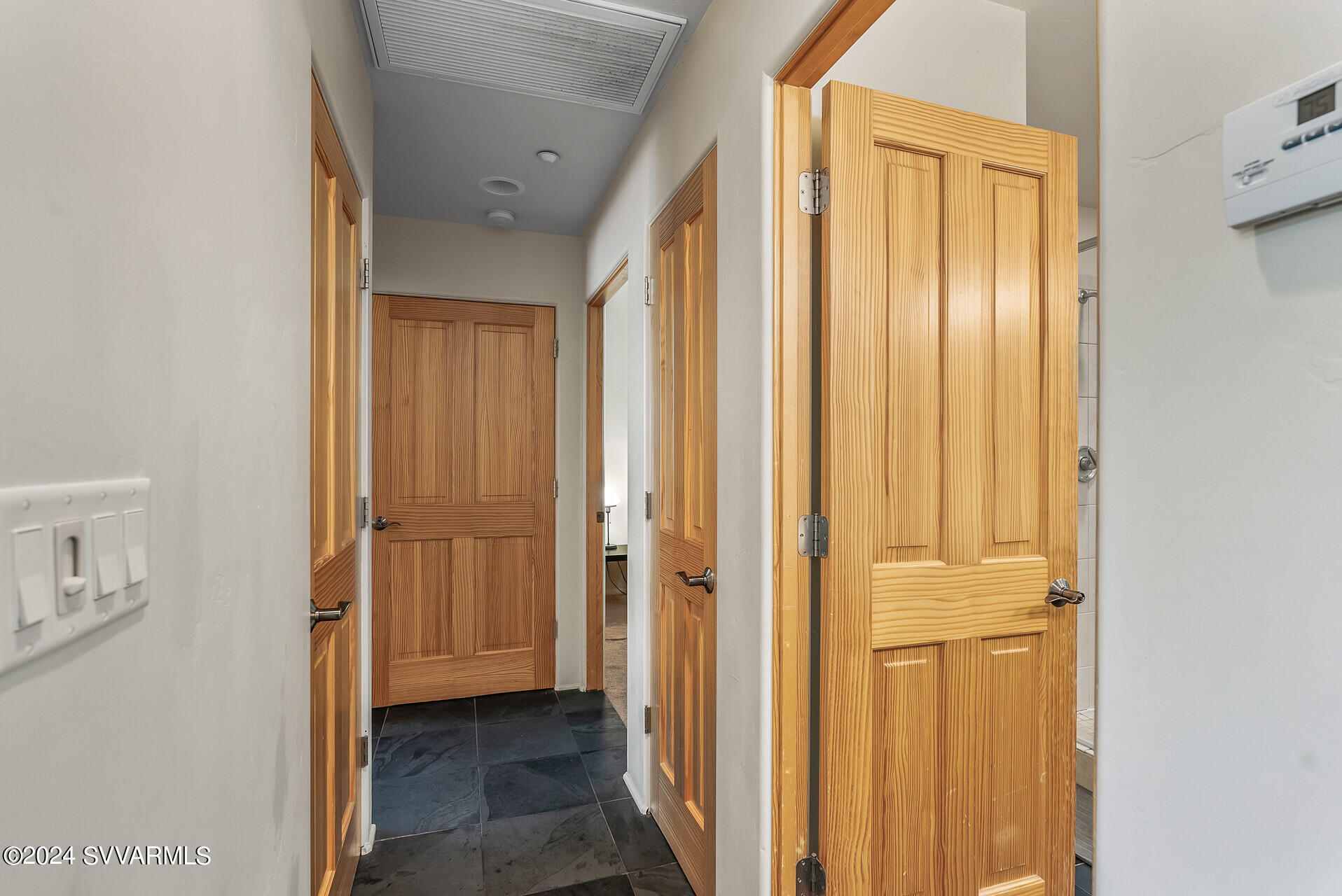 559 Jordan Road, 2