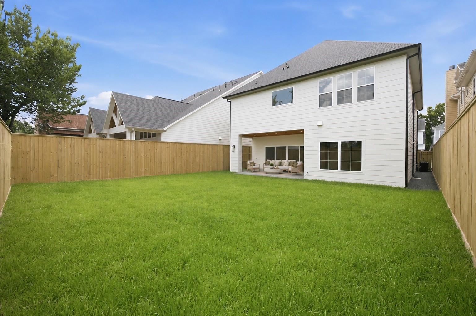609 E 25th Street