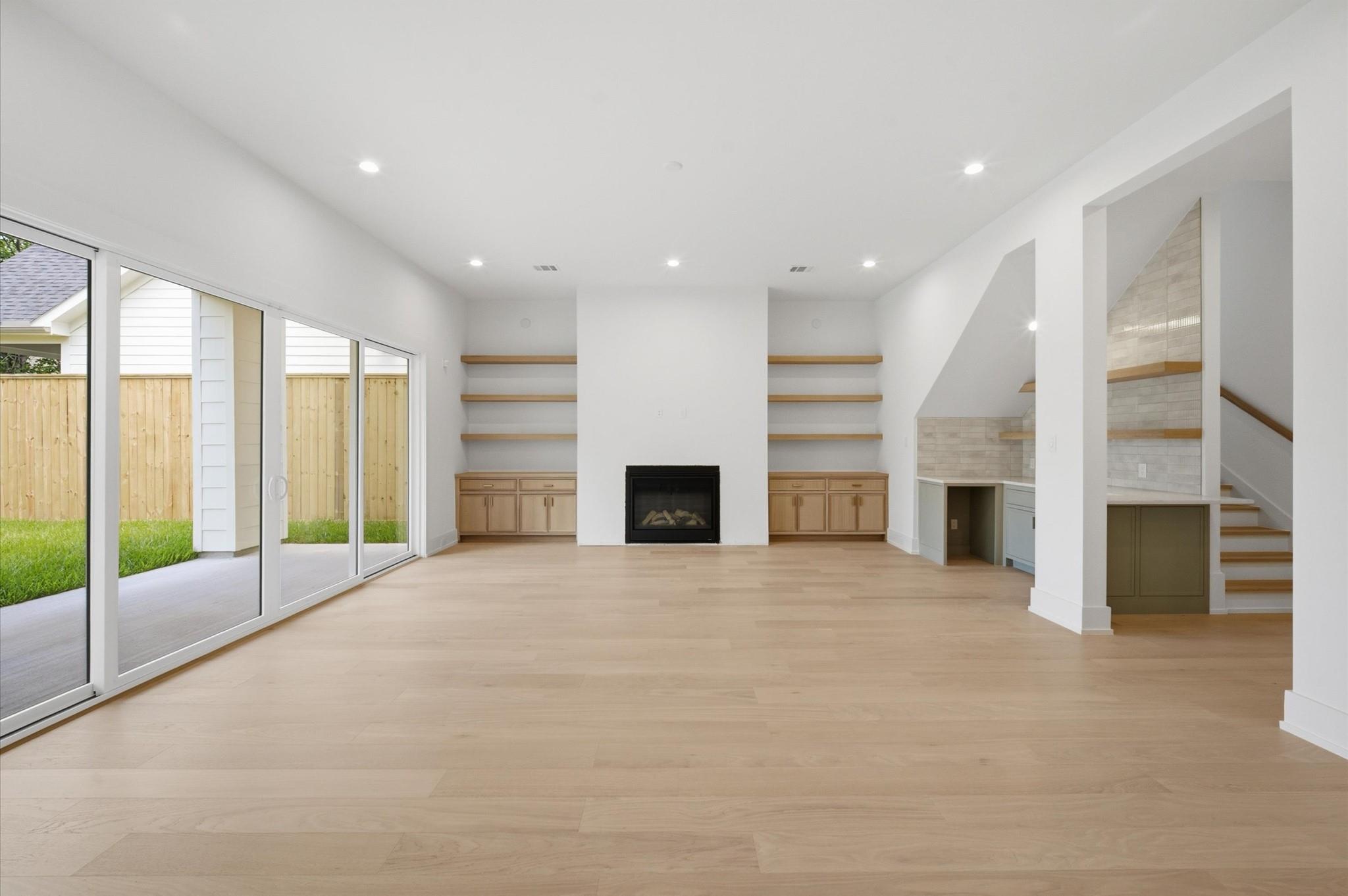609 E 25th Street