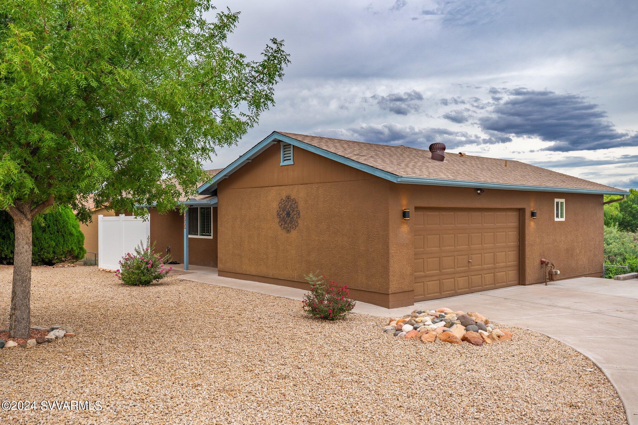 4606 Broken Saddle Drive