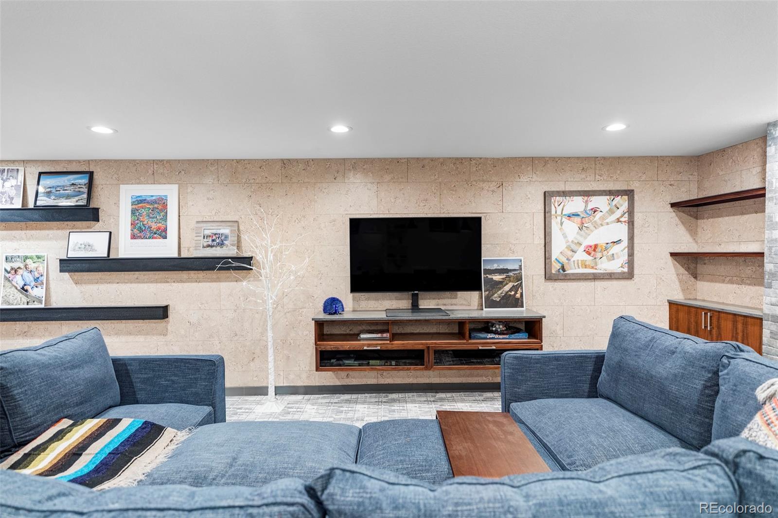 2170 Quail Drive