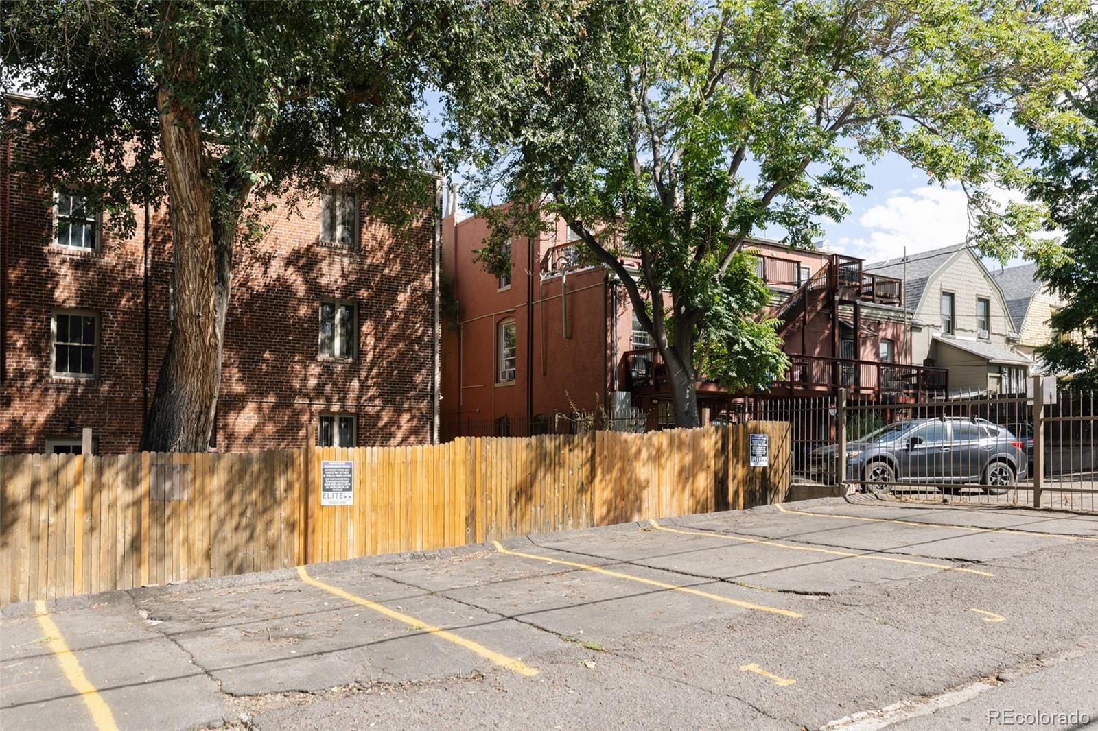 1369 N Downing Street Unit: 4