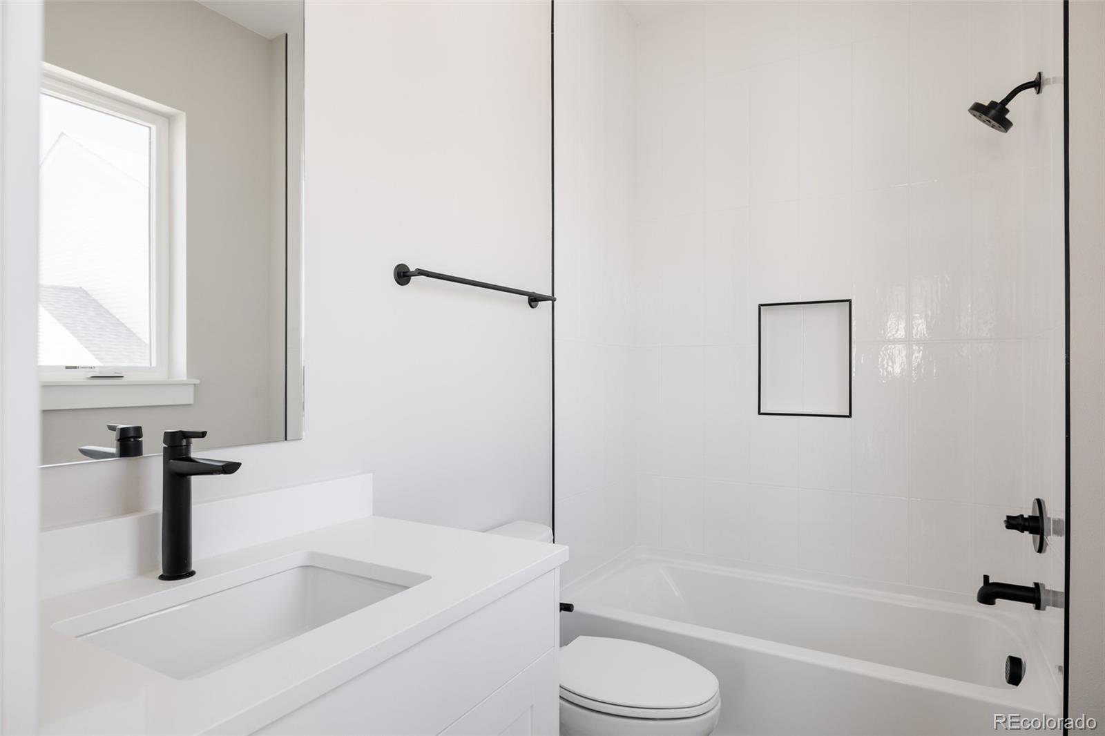 8280 E 36th Avenue Unit: 24