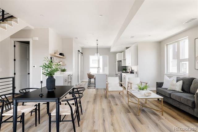8280 E 36th Avenue Unit: 24