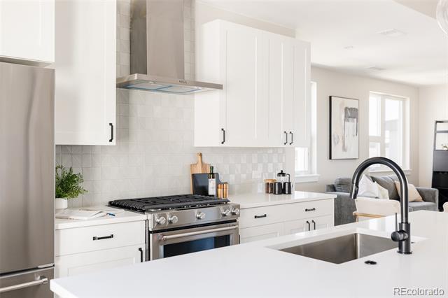 8280 E 36th Avenue Unit: 24
