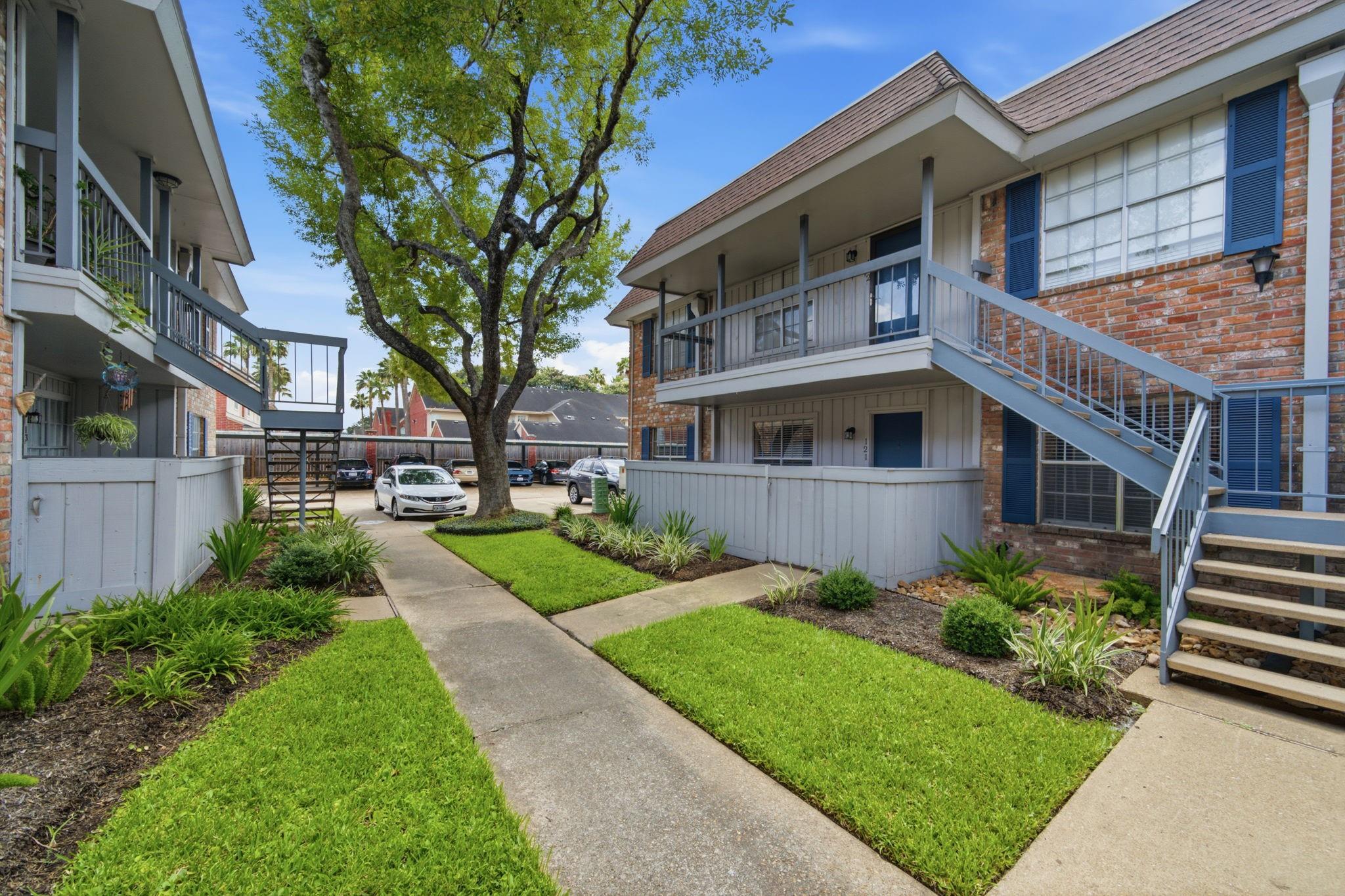 2350 Bering Drive # 121