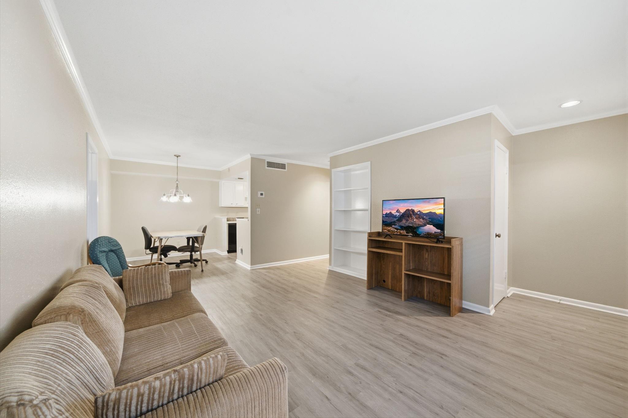 2350 Bering Drive # 121