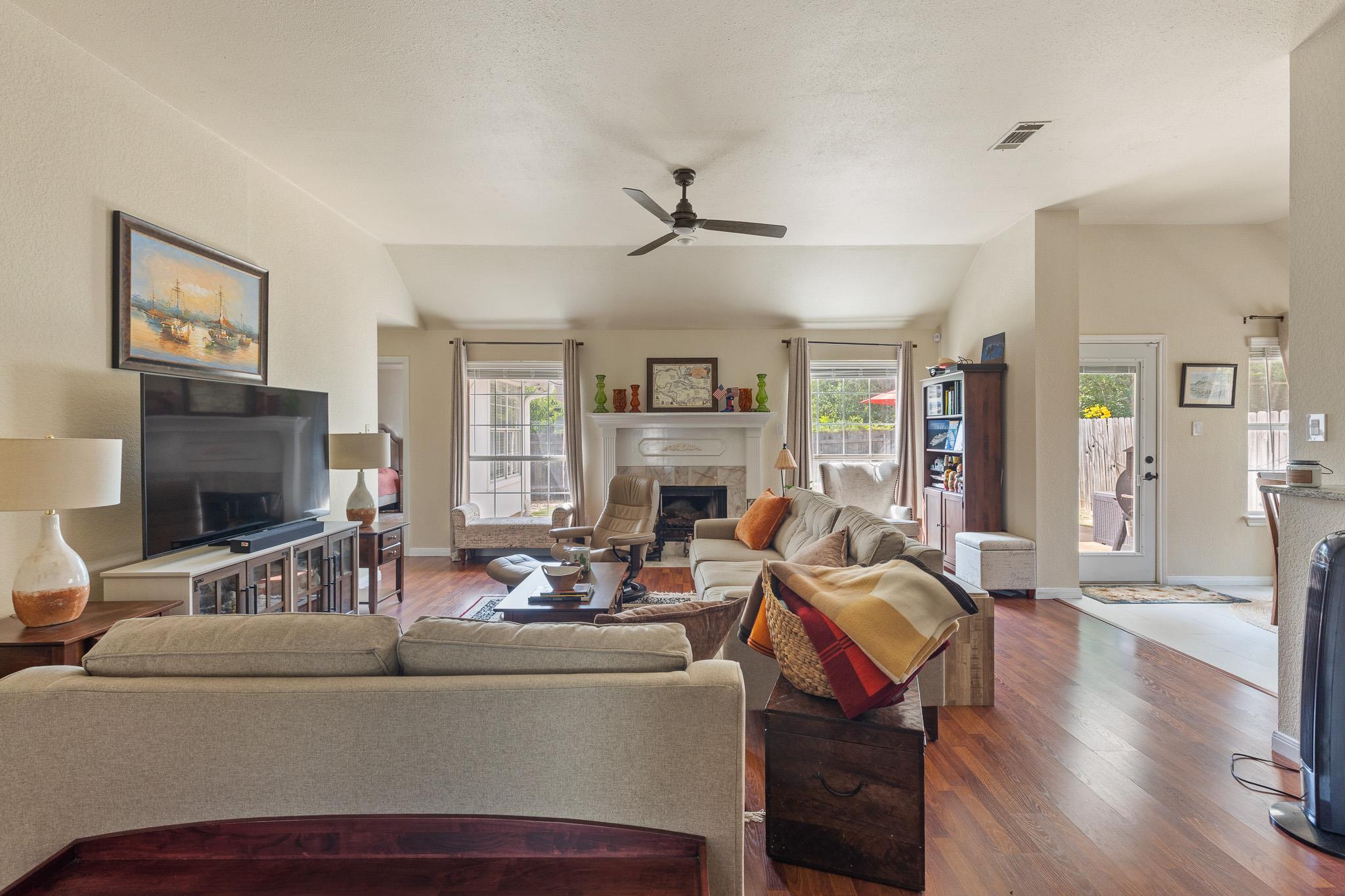 2305 Raintree PATH