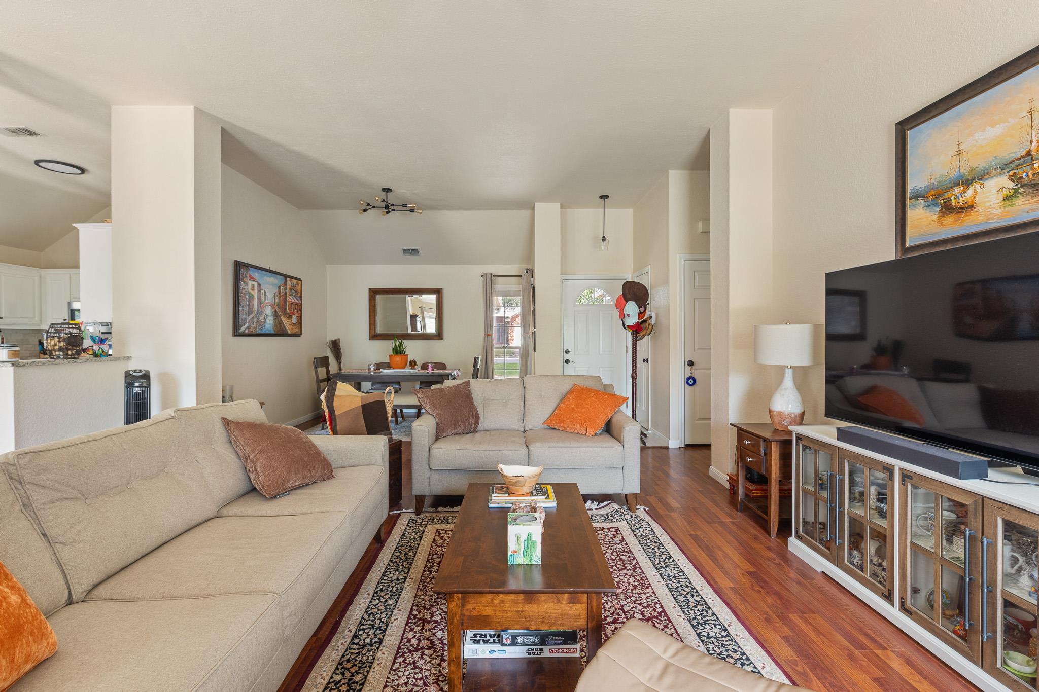 2305 Raintree PATH