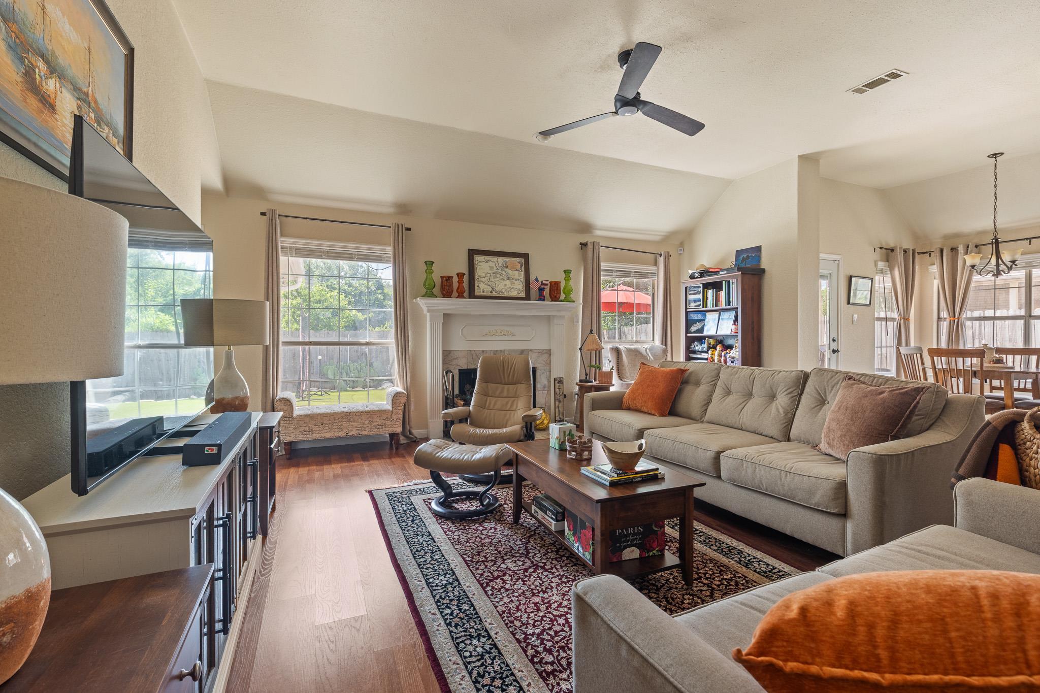 2305 Raintree PATH