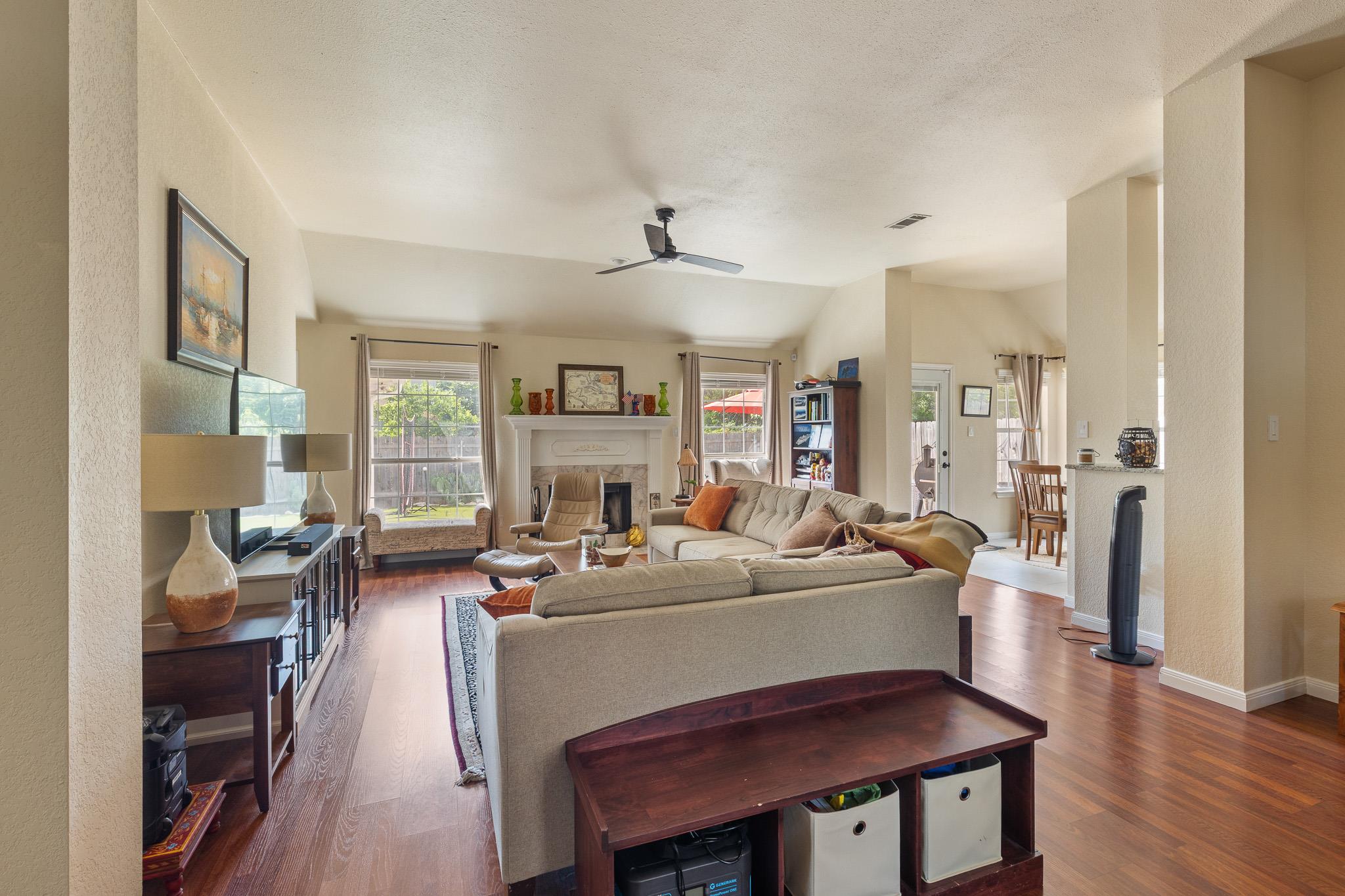 2305 Raintree PATH