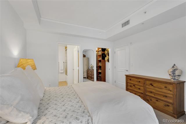 1975 N Grant Street Unit: 325