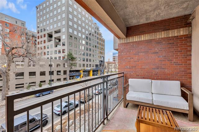 1975 N Grant Street Unit: 325