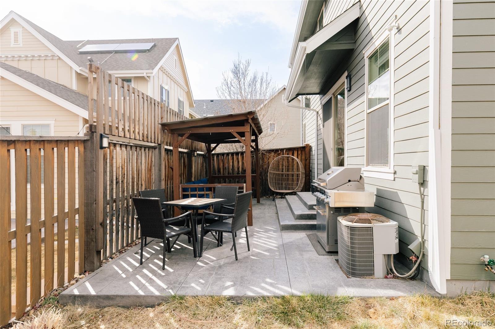 8072 E 49th Place