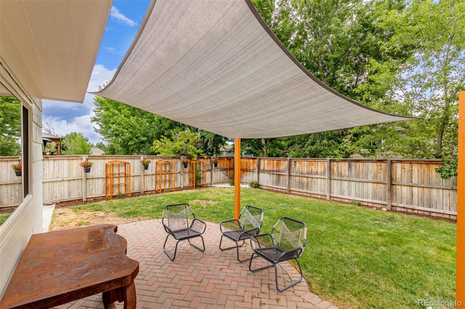 9626 Whitecliff Place