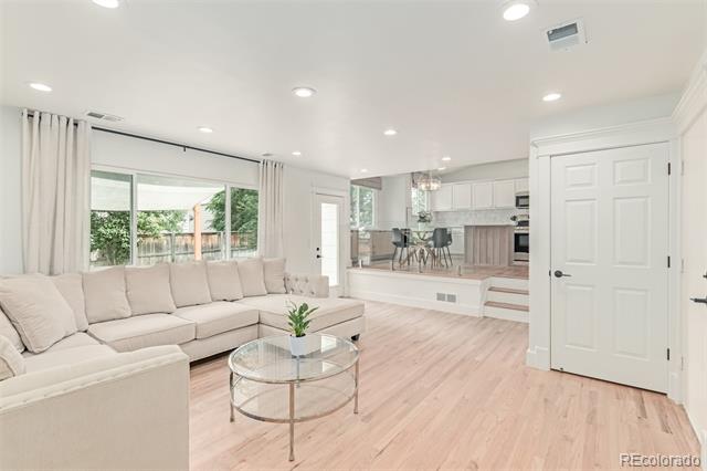 9626 Whitecliff Place