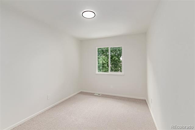 9626 Whitecliff Place