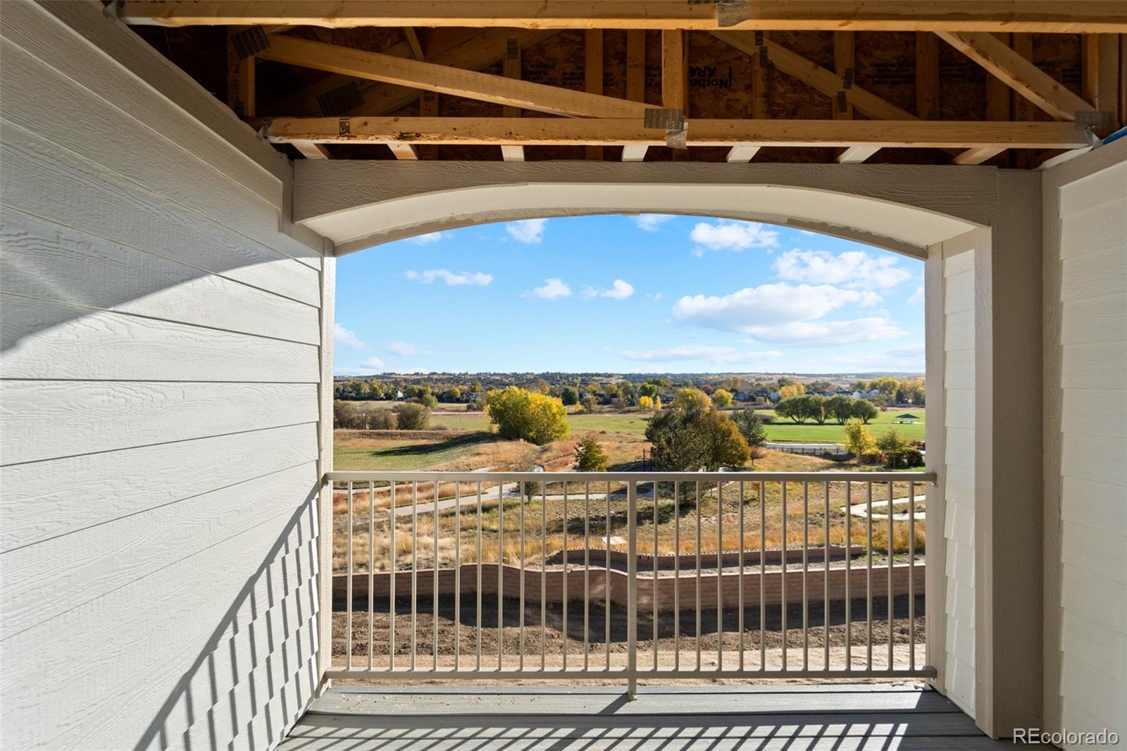 18633 Stroh Road Road Unit: 2-104