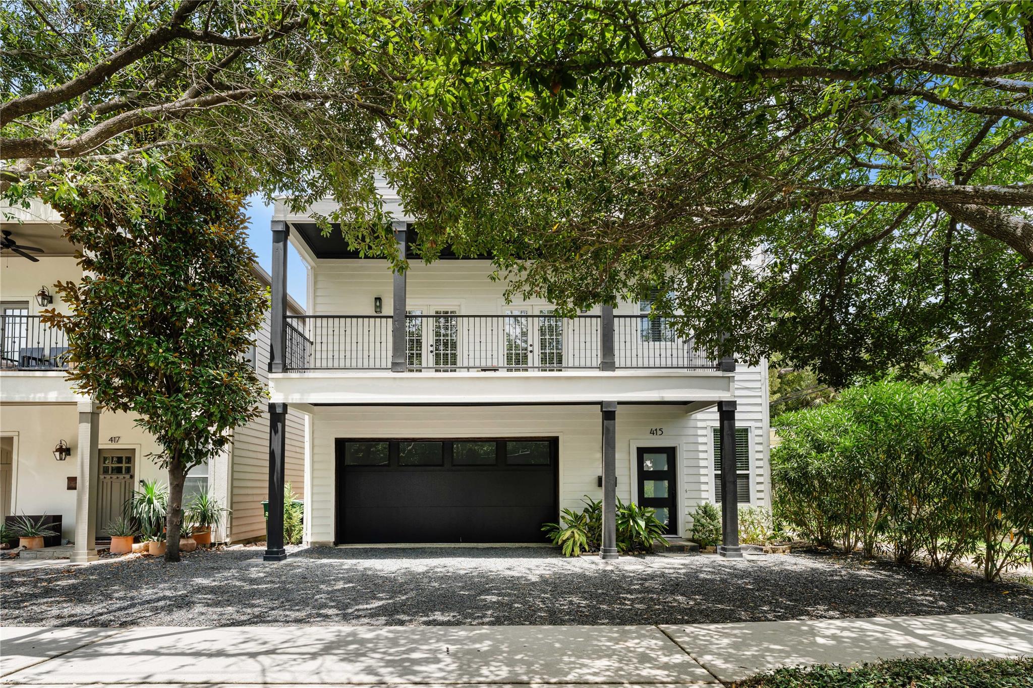 415 W 8th Street