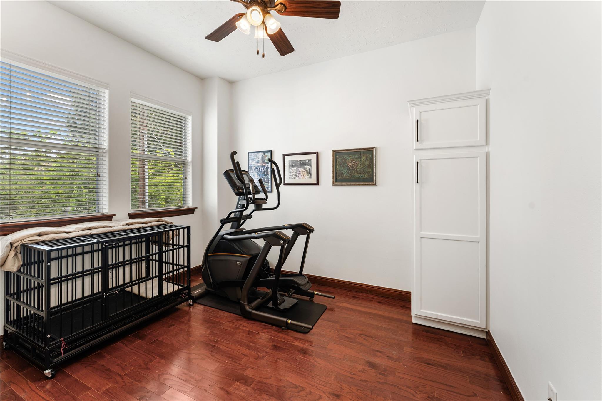 415 W 8th Street